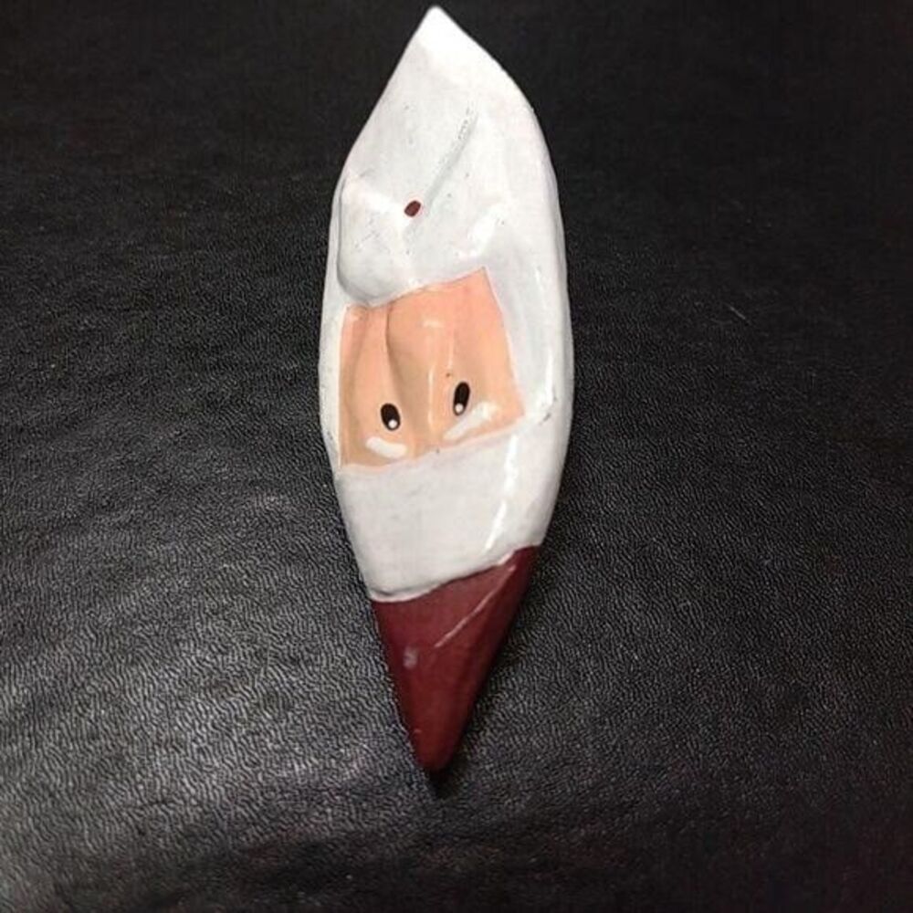 Vintage painted Santa Claus head brooch - Picture 4 of 8
